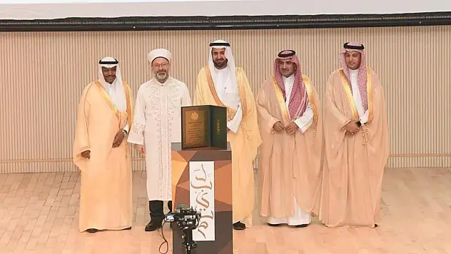 Diyanet İşleri Başkanlığı En Başarılı Hac Organizasyonu ödülünü aldı