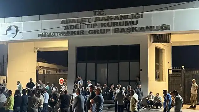 Diyarbakır'da husumetli aileler arasında kavga: 2 ölü