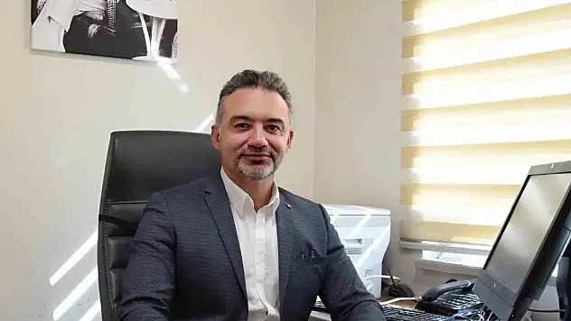 Doç. Dr. Önmez: Kilo verme sürecinde öncelik ilaç tedavisi olmamalı!