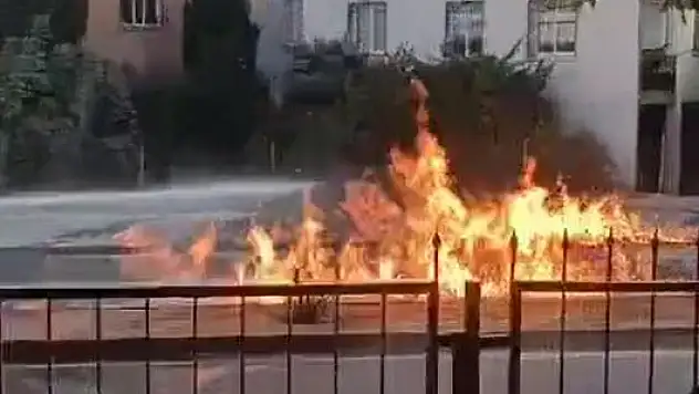 Doğal gaz sızıntısı olan yerde sigara yakmak isterken yangın çıkardı 2 yaralı