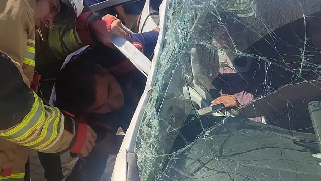 Düğün yolunda can pazarı! 3 ölü, 2 yaralı