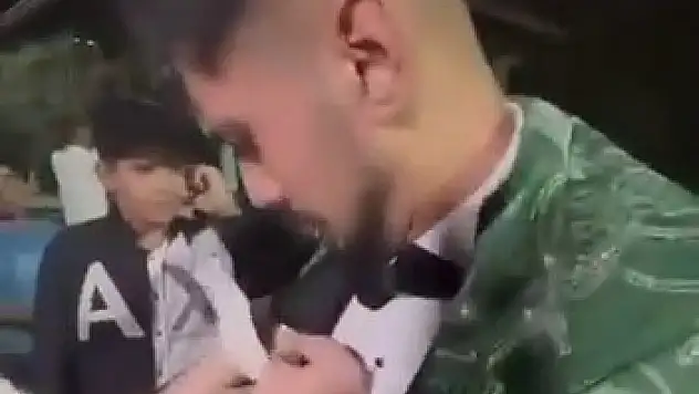 Düğünde Damada Servet Değerinde Çek Takıldı!