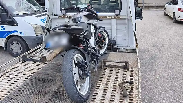 'Dur' ihtarına uymayan motosikletliye ve sahibine ceza yağdı!