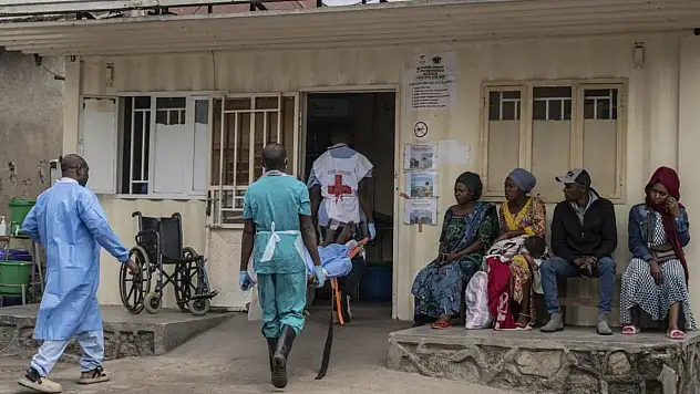 Ebola salgınında can kaybı 4 bini aştı