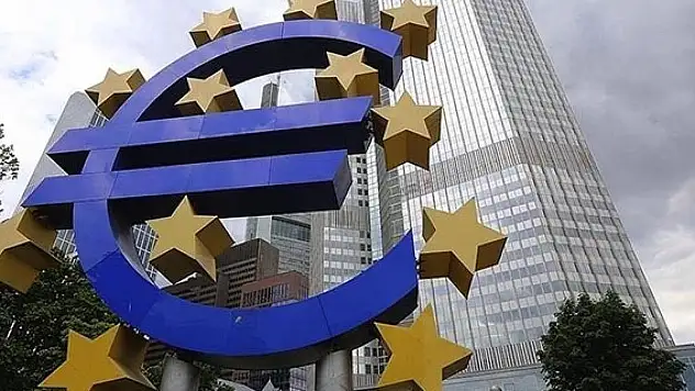 ECB'deki teknik sorunlar Avrupa'da bankacılık işlemlerini zorlaştırdı