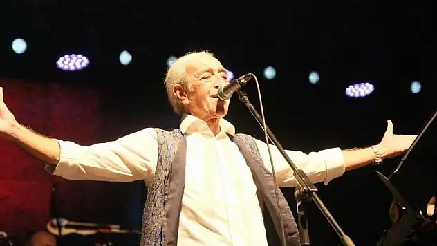 Edip Akbayram hayatını kaybetti