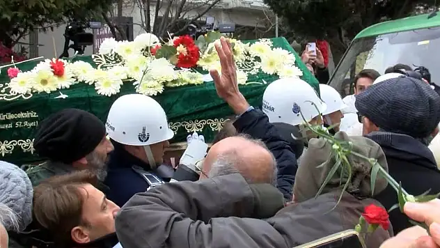 Edip Akbayram son yolculuğuna uğurlandı