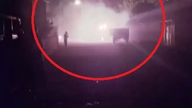 Elektrik Tellerinde Korkutan Patlama! Gece Gündüze Döndü!