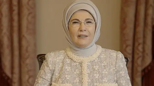Emine Erdoğan: Anne sütü sağlığın ve bağışıklığın sihirli iksiridir