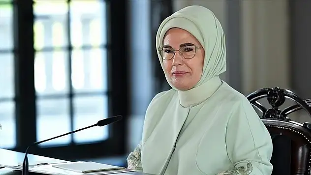 Emine Erdoğan, KADEM'in yeni yönetimini tebrik etti