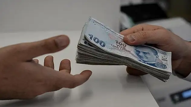 En düşük emekli maaşı ne kadar olacak? SGK uzmanı muhtemel rakamı açıkladı