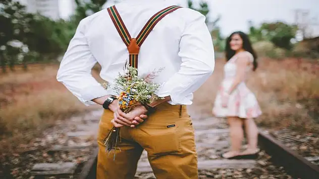 En romantik 4 burç. Onlara aşık olanlar veya evlenenler çok şanslı oluyor
