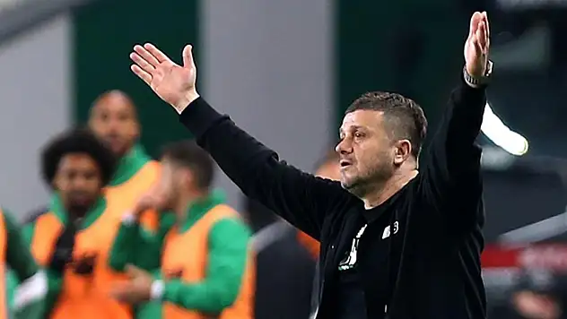 En son Konyaspor'u çalıştırmıştı! 52 yaşındaki teknik adam 300 gün sonra yeniden iş buldu!