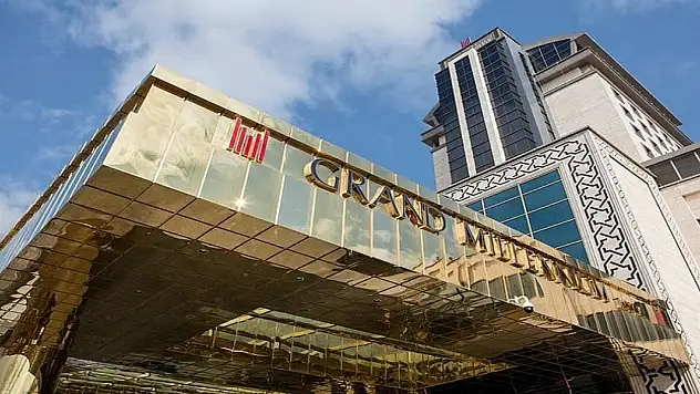 ENYAKIT yeni şarj istasyonunu Grand Millennium Konya Hotel'de açtı