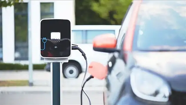 EPDK'dan elektrikli araç şarj istasyonlarına depolama esnekliği