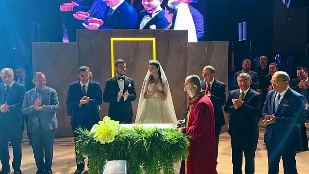 Erdem ve Güven Ailelerinin Mutlu Günü