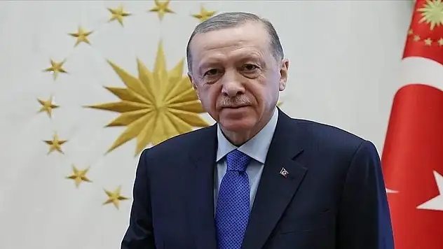 Erdoğan: Siyaset yolculuğumuzu aynı şekilde sürdüreceğiz