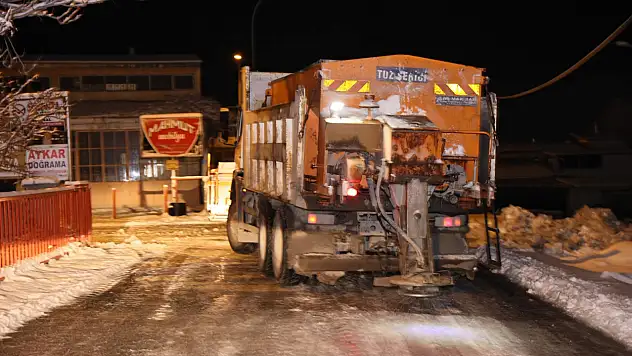 Ereğli'de kar seferberliği: Ekipler 7/24 görev başında