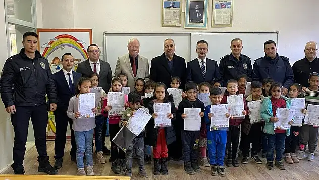 Ereğli'de öğrencilerin karne sevinci