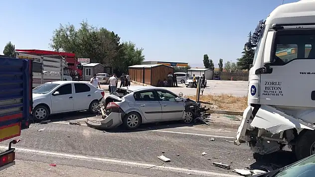 Ereğli'de zincirleme trafik kazası: 4 yaralı