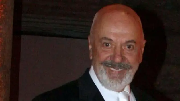 Erkan Yolaç hayatını kaybetti