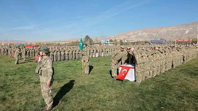 Erzincan'da bedelli erler yemin etti