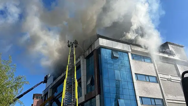 Esenyurt'ta tekstil atölyesinde yangın