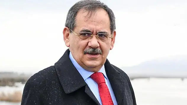 Eski Bayındırlık ve İskan Bakanı Mustafa Demir hayatını kaybetti