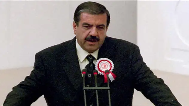 Eski Devlet Bakanı Salih Sümer hayatını kaybetti