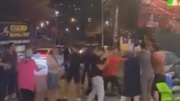 Esnaf kavgası! Sandalyeler havada uçuştu
