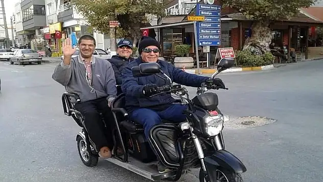 Evde çıkan yangında anne-baba öldü, zihinsel engelli oğulları ağır yaralandı
