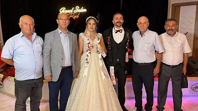 Evlendikten 1 hafta sonra yangında şehit oldu