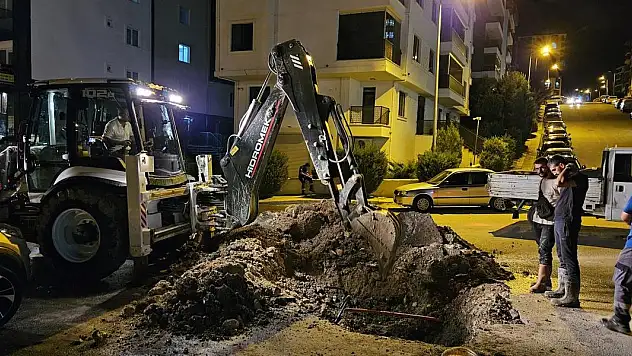 Facianın Eşiğinden Dönüldü! Su Arızası Çalışmasında Doğalgaz Hattı Patladı