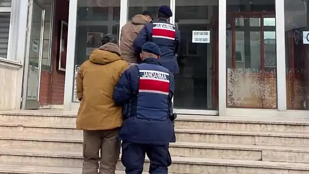 FETÖ operasyonlarında iki haftada 77 şüpheli yakalandı