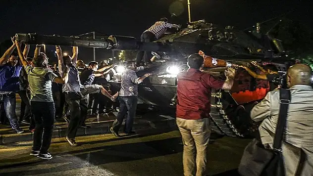 FETÖ'nün darbe girişiminin üzerinden 8 yıl geçti