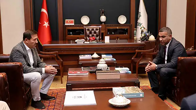 Filistin Halhul Belediye Başkanı, Kılca'yı ziyaret etti