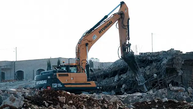 Filistinlilere yeni darbe:İşgalci İsrail, Doğu Kudüs'te 50 dükkanı yıkacak