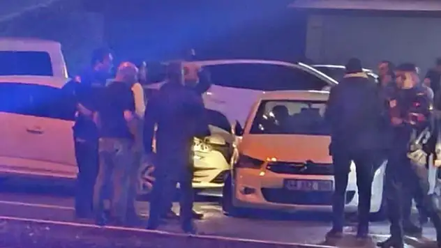 Film gibi olay: Araç gasbetti, 2 kişiyi öldürüp, 2'si polis 7 kişiyi yaraladı!