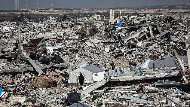 Gazze Şeridi'ndeki saldırılarda ölenlerin sayısı 48 bin 453'e yükseldi