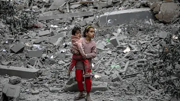 Gazze'de 21 bine yakın çocuk kayıp