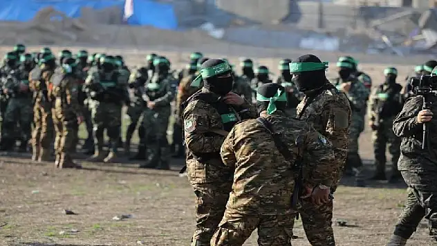 Gazze'de 4'üncü rehine takası yapılıyor