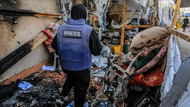 Gazze'de Gazetecilere Şok Saldırı: İsrail Ordusu Çadıra Bombardıman Yaptı!