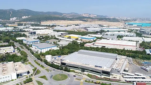 Geçen yıl serbest bölgelerin ticari hacmi 27 milyar 691 milyon dolar oldu