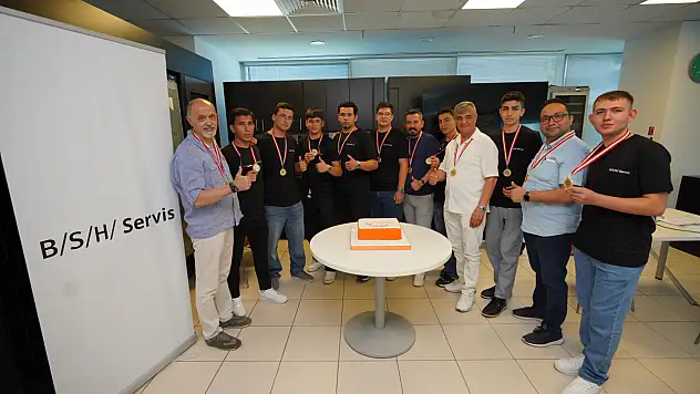 Geleceğin makine doktorları İstanbul'da yarıştı: Zirve Konya'nın!