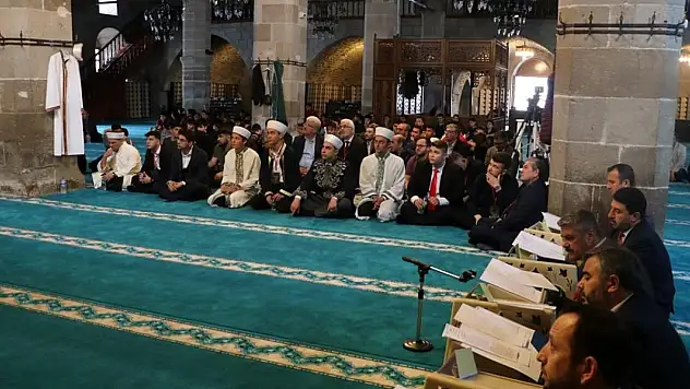 Genç Hatipler Minberde Hutbe Okuma Yarışması 7. Bölge Finali düzenlendi
