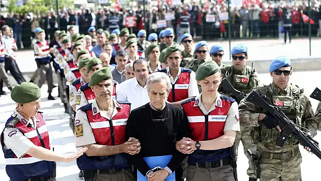 Genelkurmay çatı davasında karar açıklandı