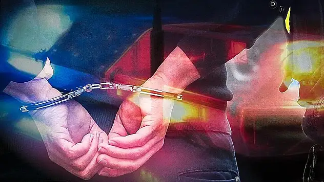 Gizli servistenim dedi, 1 milyon lira dolandırdı