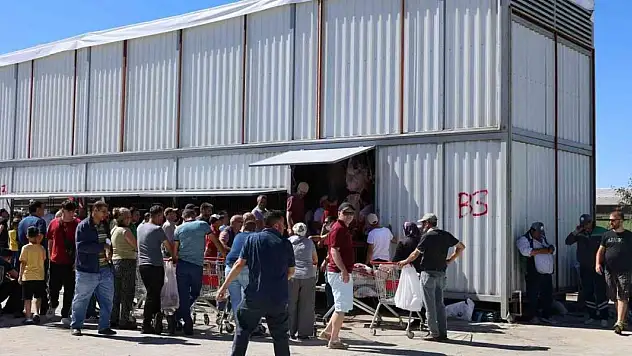 Gölbaşı kurban satış merkezinde bayram heyecanı