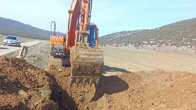 Göle dönen Kuru Ova'daki sular Beyşehir Gölü'ne aktarılıyor
