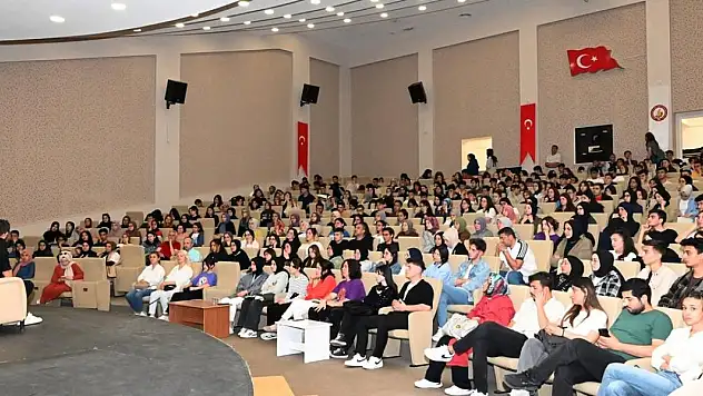 Gri Koç'tan Konya'da YKS öncesi som taktikler semineri!